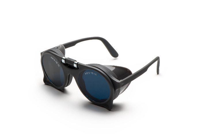 540 DOS LENTES FLIP UP IR 4-5